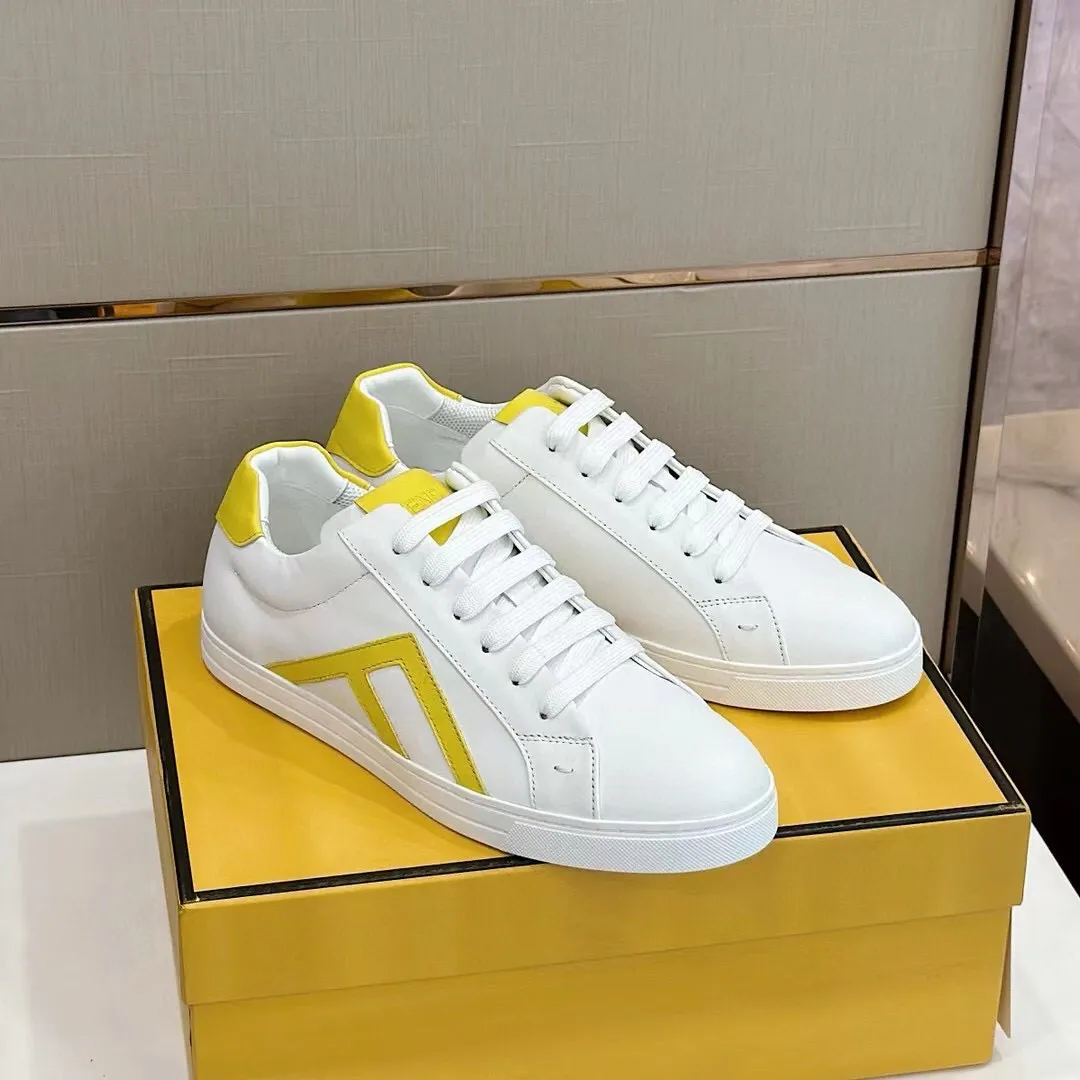 Factory price: 380💰 Fendi men's sports shoes - top version. In the corner, there is no limit to expression, highlighting the FF element cowhide to highlight personality, walking well! The shoe mouth is embossed with brand letters with a cowhide label. Cowhide upper + cowhide stitching mesh lining + T men's men's shoes 💰U outsole Size: 38-44, (customized at 45)